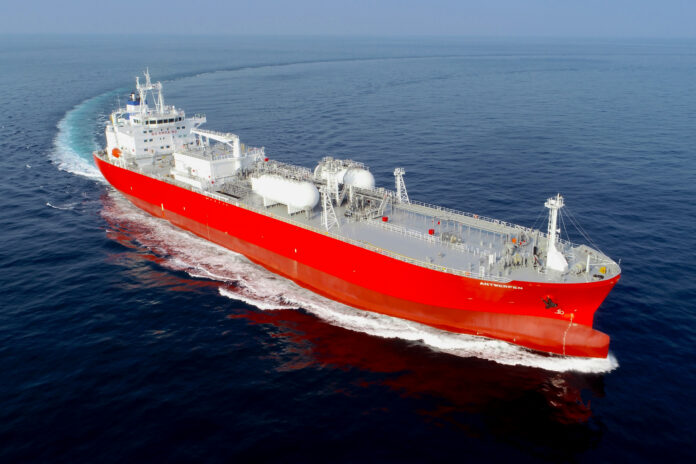 HD HHI's ammonia-powered ship HD HHI's ammonia-powered ship underway